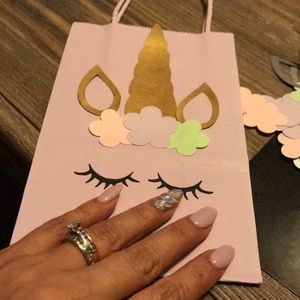 Meet your Posher, Viviana